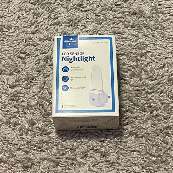 NWOT “Medline” 2-Pack LED SENSOR Sleek & Compact Night Light with Off/On Sensor - Picture 1 of 7